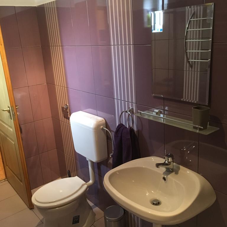 Liliom Vendeghaz Hotel Bakonybel Bagian luar foto